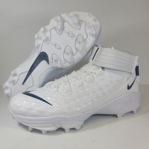 Size 13.5 Nike Force Savage Pro 2 Shark Football Cleats BV5448-101 Lineman White
